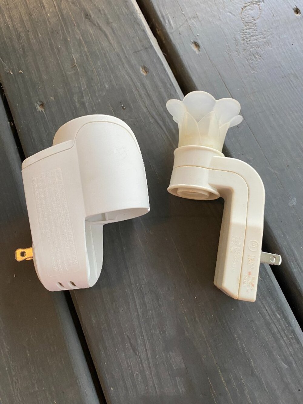 2 Wall Diffusers- Febreze and Bath & Body Works!